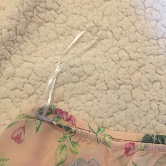 off-shoulder floral light pinktop - Picture 7 of 7